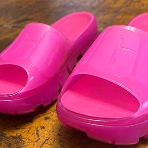 UGG Jella Clear Slide Size 7 (they run long)